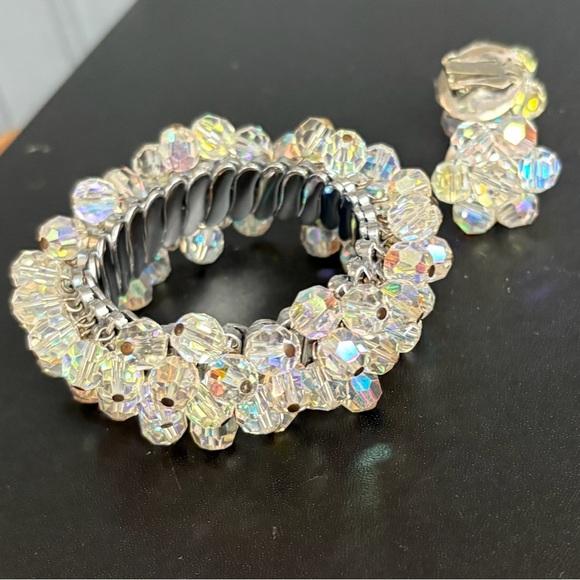 Vintage Aurora Borealis Beaded Stretch Bracelet & Clip-On Cluster Earrings Set - Picture 1 of 9